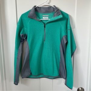 Columbia Quarter Zip-Up